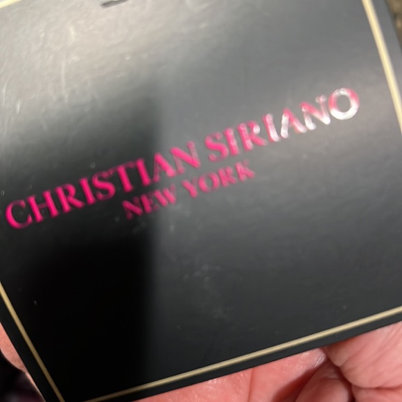 Christian Siriano Skeleton Dolls
Couple Halloween Mardi Gras Anytime Posable - Picture 8 of 11